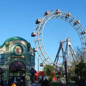 Center , Viena Austria