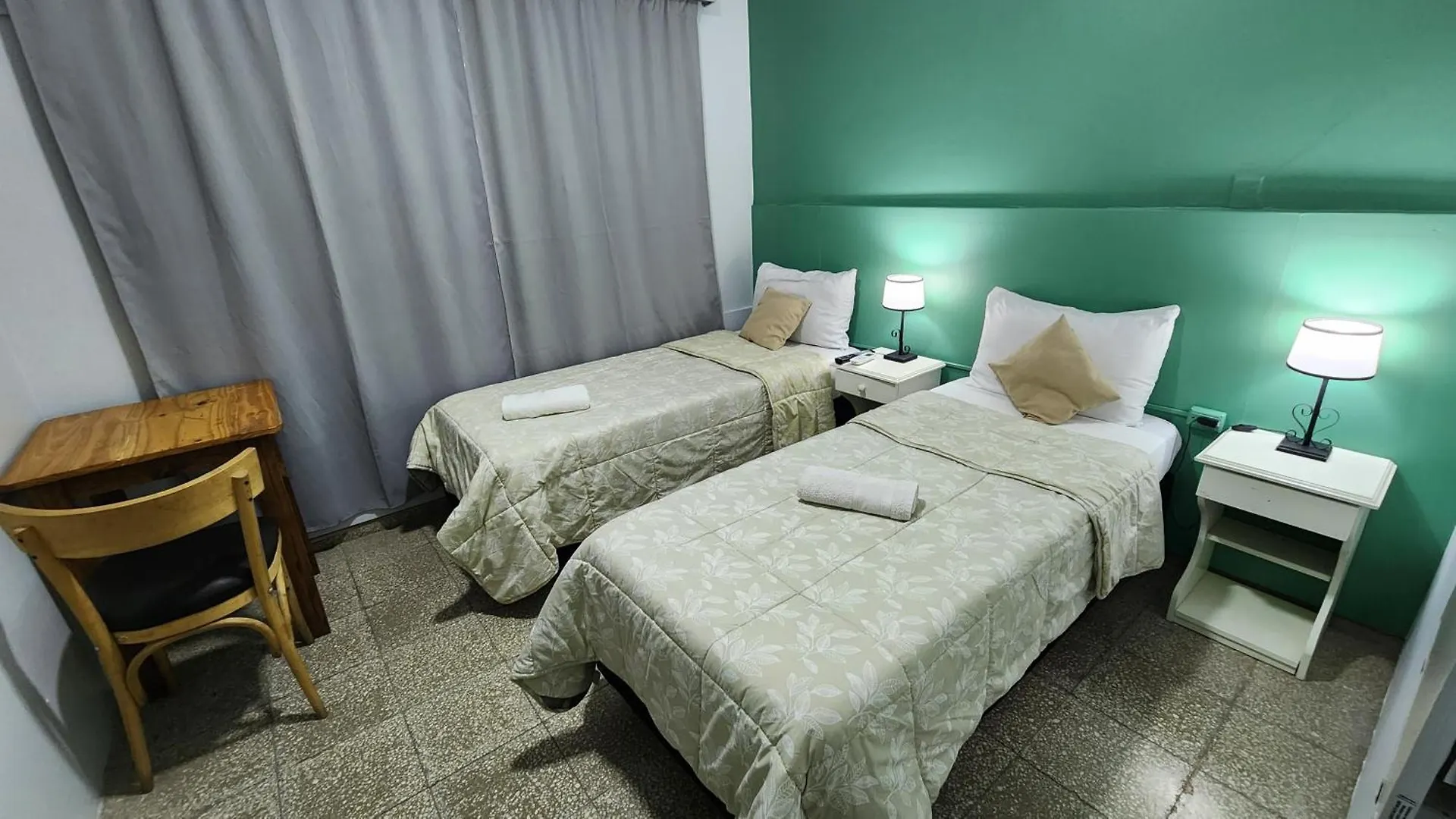 J B J Hotel Mendoza Argentina